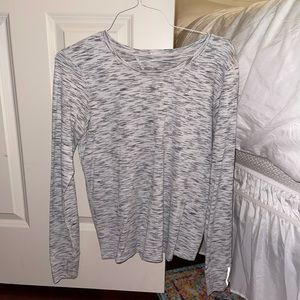 Long sleeve lululemon shirt